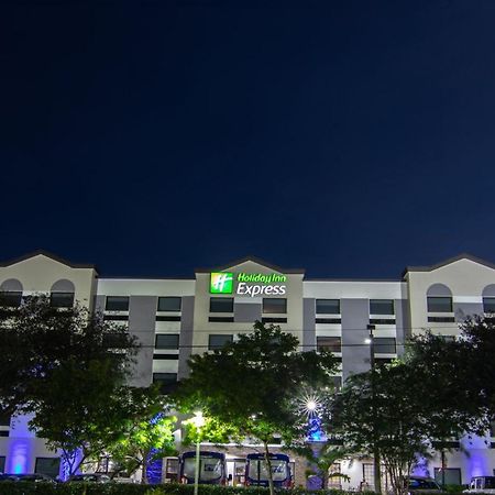 Holiday Inn Express And Suites Fort Lauderdale Airport West By Ihg Davie Buitenkant foto