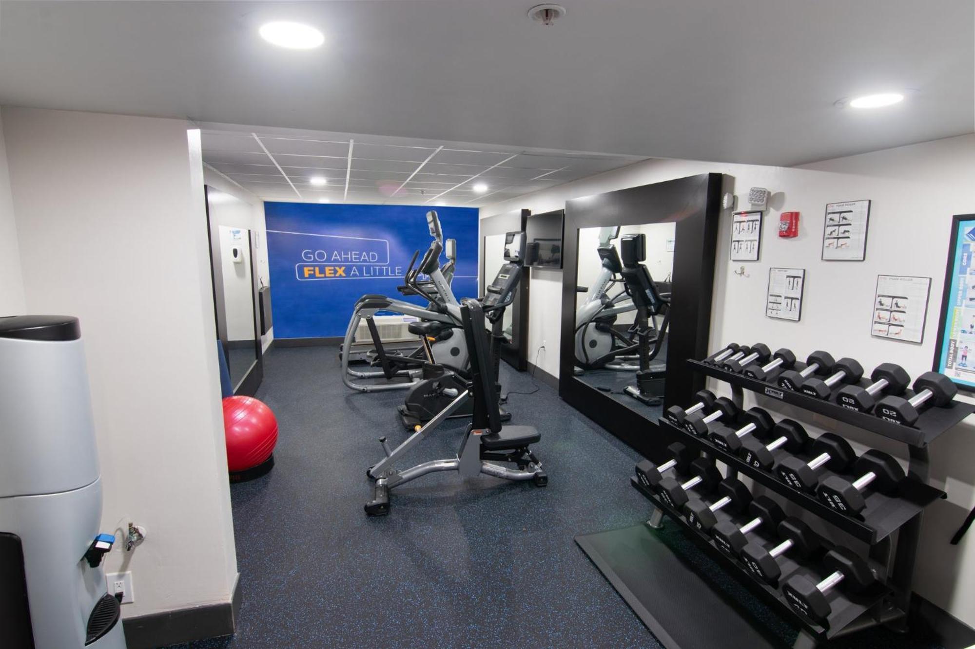 Holiday Inn Express And Suites Fort Lauderdale Airport West By Ihg Davie Buitenkant foto