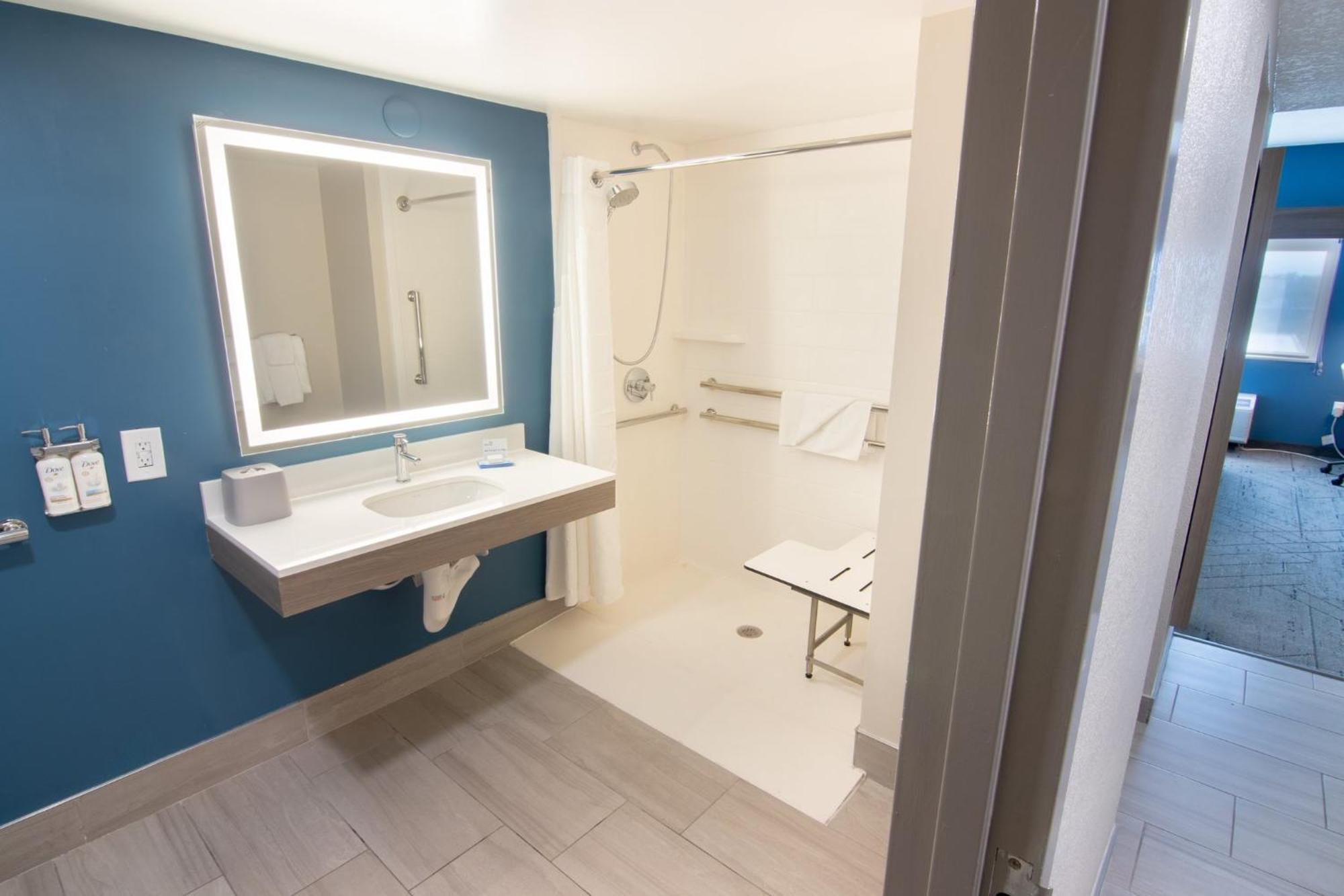 Holiday Inn Express And Suites Fort Lauderdale Airport West By Ihg Davie Buitenkant foto