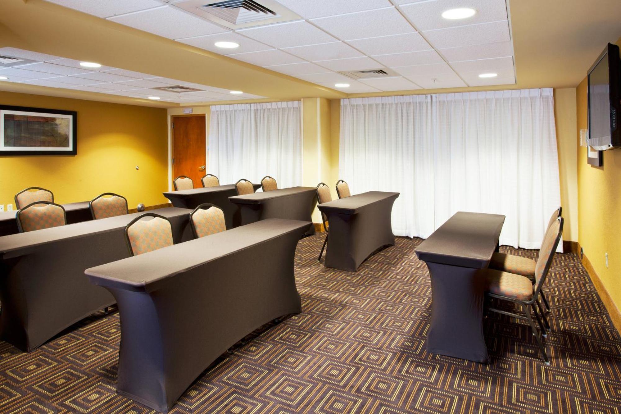 Holiday Inn Express And Suites Fort Lauderdale Airport West By Ihg Davie Buitenkant foto